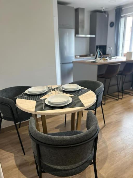 Piso Deluxe Con Balcon Cerca Del Casco Viejo Apartment บิลเบา ภายนอก รูปภาพ